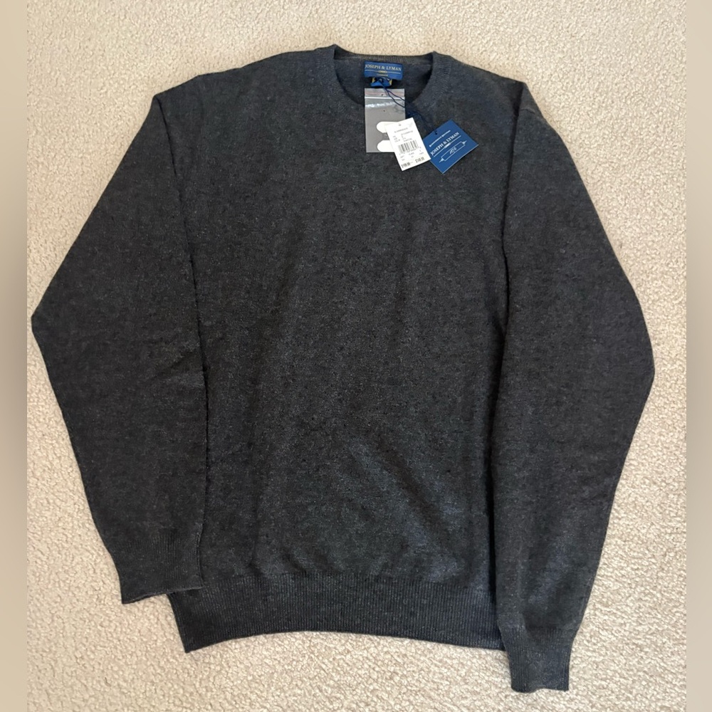 NWT Cashmere Charcoal Gray Crewneck Sweater